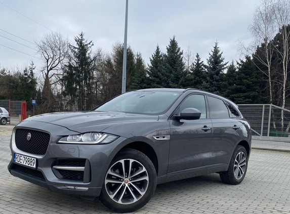 Jaguar F-Pace cena 97800 przebieg: 140000, rok produkcji 2017 z Dębica małe 172